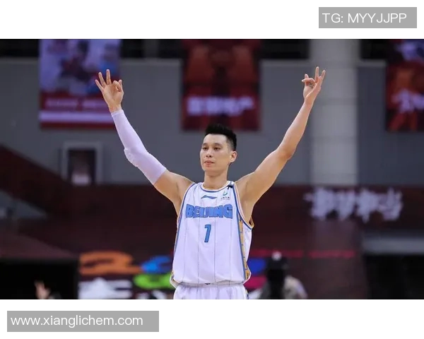 林书豪在NBA季前赛中高效发挥,获得重返联盟的机会